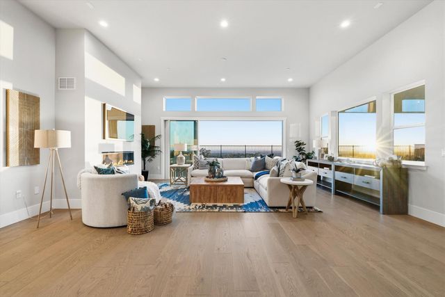 762 Tall Oak Dr, Bickford Ranch, CA 95648