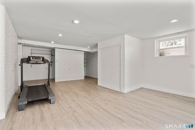 5 Arden Road, Trumbull, CT 06611