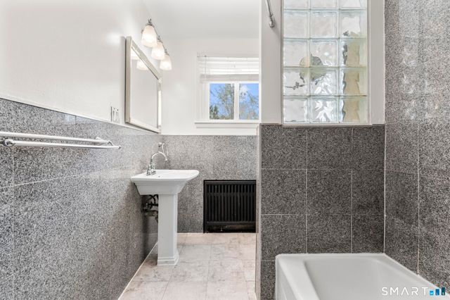 5 Arden Road, Trumbull, CT 06611