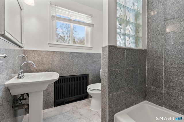 5 Arden Road, Trumbull, CT 06611