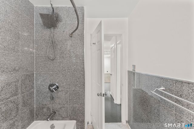 5 Arden Road, Trumbull, CT 06611