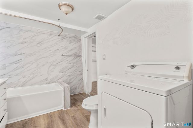 5 Arden Road, Trumbull, CT 06611