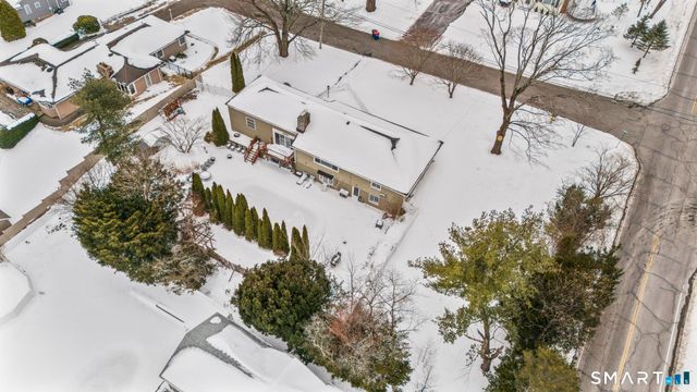 5 Arden Road, Trumbull, CT 06611
