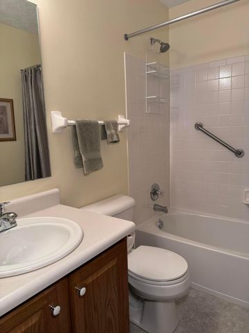 1610 Sapphire Drive, Grove City, OH 43123