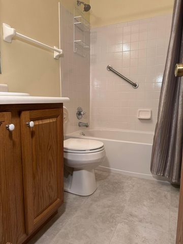 1610 Sapphire Drive, Grove City, OH 43123