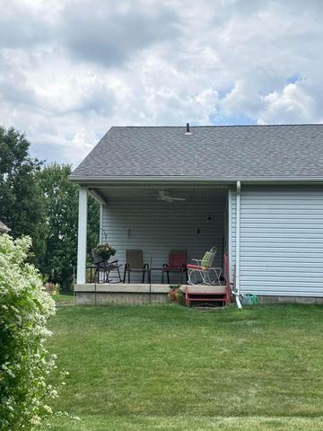1610 Sapphire Drive, Grove City, OH 43123