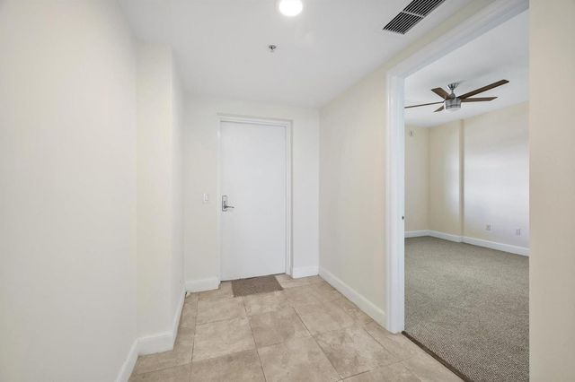 15051 Royal Oaks Lane 2106, North Miami, FL 33181
