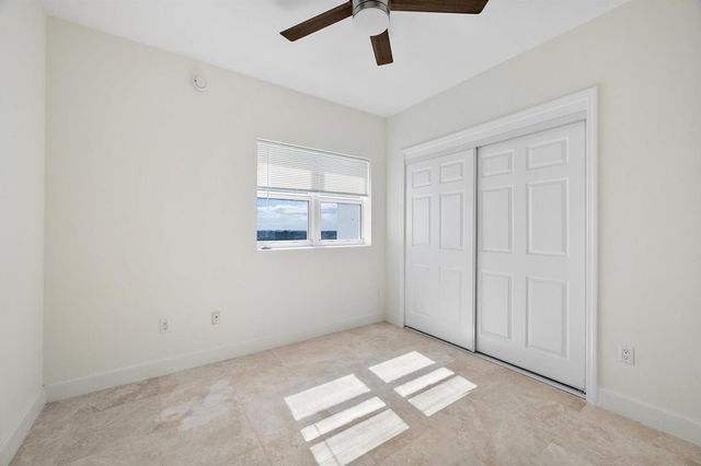 15051 Royal Oaks Lane 2106, North Miami, FL 33181