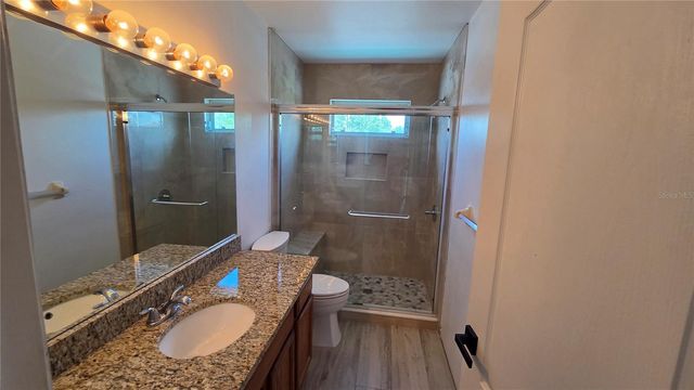 10422 GLEN WILLOW LANE, Tampa, FL 33647
