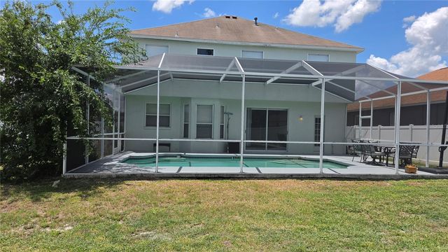 10422 GLEN WILLOW LANE, Tampa, FL 33647