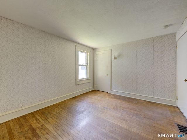 92 Highwood Avenue, Southington, CT 06489
