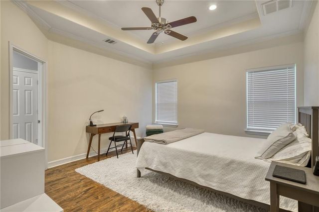 1104 Jennifer Street, Madisonville, TX 77864