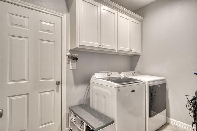 1104 Jennifer Street, Madisonville, TX 77864