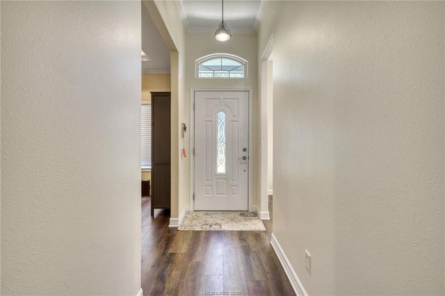 1104 Jennifer Street, Madisonville, TX 77864