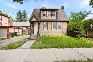 1009 Whittier Street, Madison, WI 53715