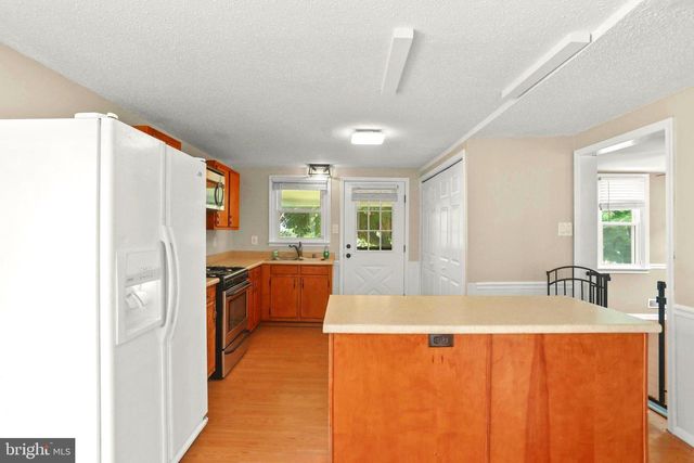 210 MULBERRY ST, Wrightsville, PA 17368