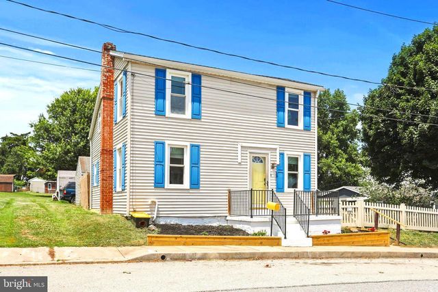 210 MULBERRY ST, Wrightsville, PA 17368