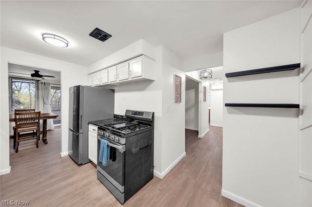 12900 Lake Avenue 216, Lakewood, OH 44107