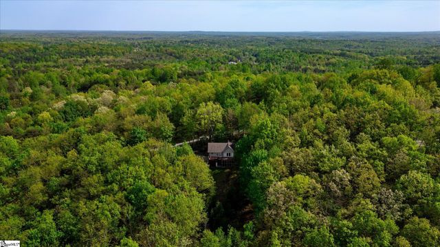 120 Packs Mountain Ridge Road, Taylors, SC 29687