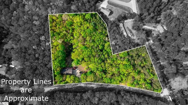 120 Packs Mountain Ridge Road, Taylors, SC 29687