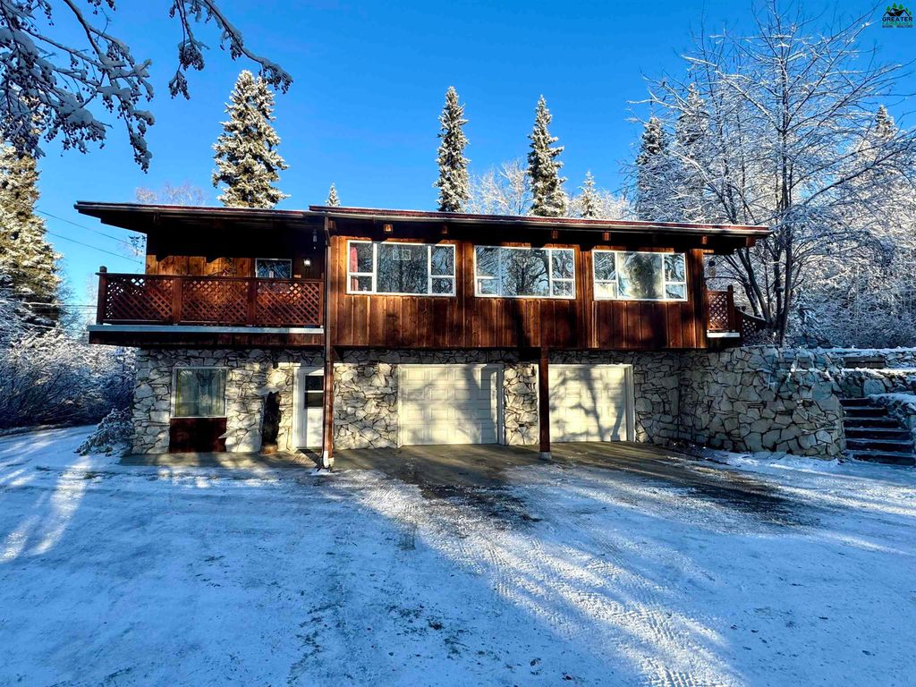 347 HILLSIDE DRIVE, Fairbanks, AK 99712