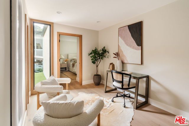 3977 Oeste Avenue, Studio City (los Angeles), CA 91604