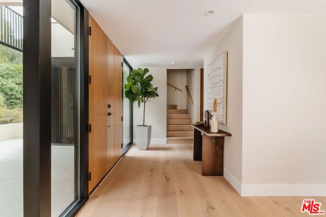 3977 Oeste Avenue, Studio City (los Angeles), CA 91604