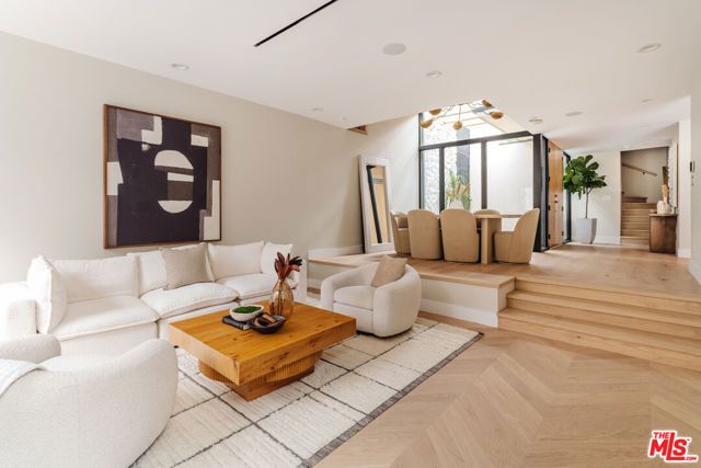 3977 Oeste Avenue, Studio City (los Angeles), CA 91604