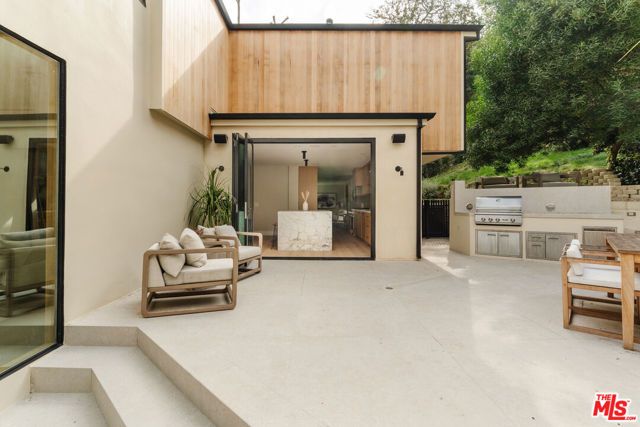 3977 Oeste Avenue, Studio City (los Angeles), CA 91604