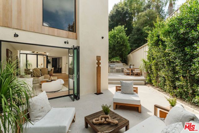 3977 Oeste Avenue, Studio City (los Angeles), CA 91604
