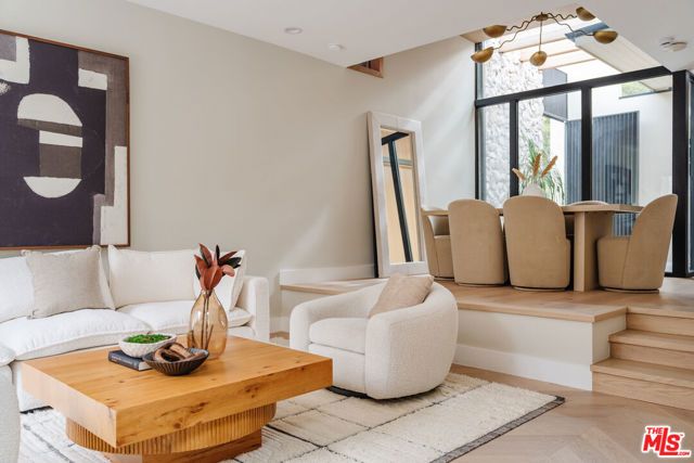 3977 Oeste Avenue, Studio City (los Angeles), CA 91604