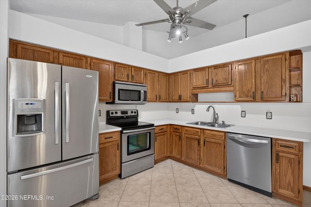 2460 SAN SAGO Lane, Jacksonville, FL 32216