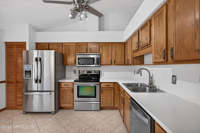 2460 SAN SAGO Lane, Jacksonville, FL 32216