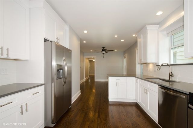 5310 N Luna Avenue 1, Chicago, IL 60630