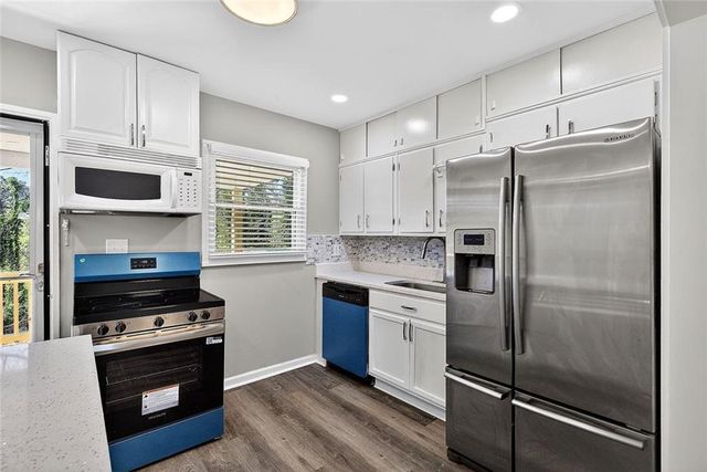 3045 Lindon Lane, Decatur, GA 30033