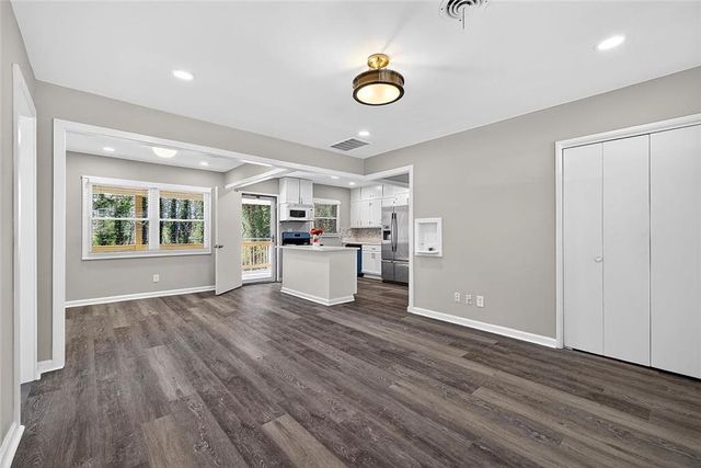 3045 Lindon Lane, Decatur, GA 30033