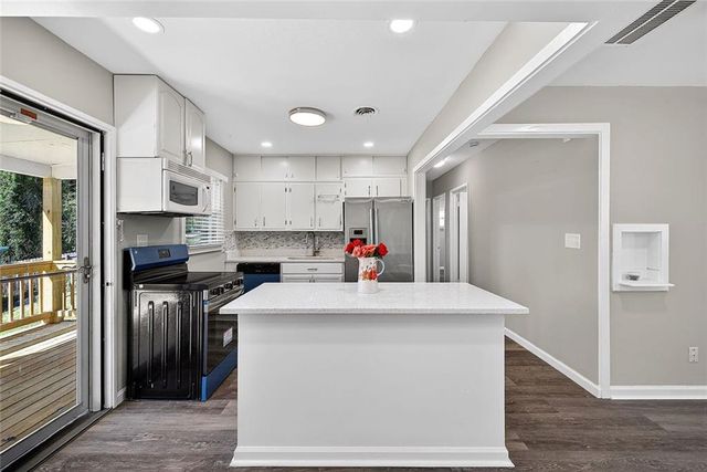 3045 Lindon Lane, Decatur, GA 30033