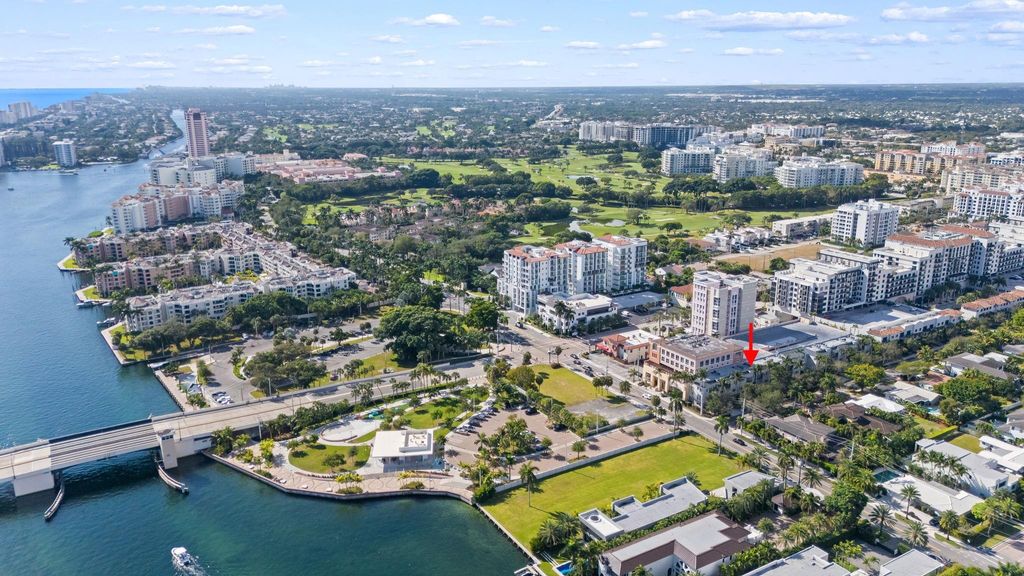 456 E Boca Raton Rd, Boca Raton, FL 33432