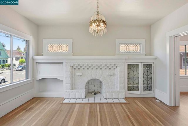 5446 Shafter Ave, Oakland, CA 94618