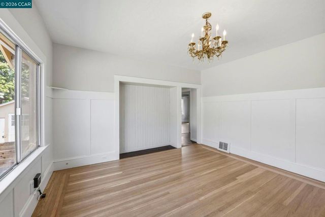 5446 Shafter Ave, Oakland, CA 94618