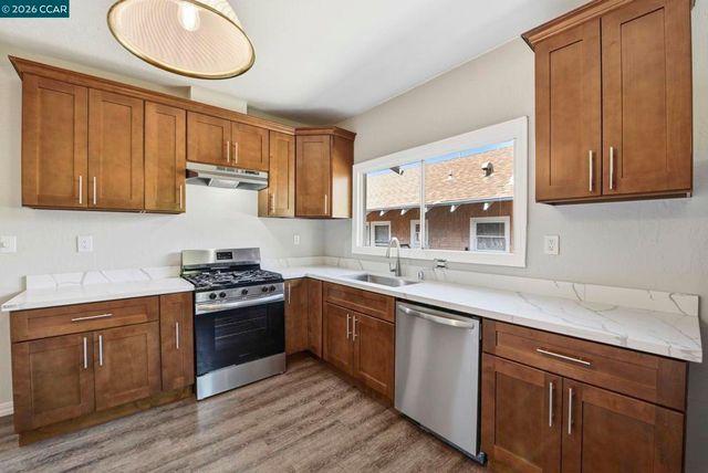 5446 Shafter Ave, Oakland, CA 94618