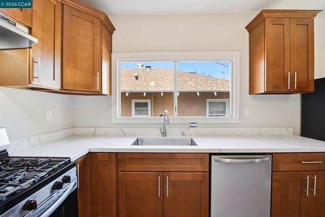 5446 Shafter Ave, Oakland, CA 94618