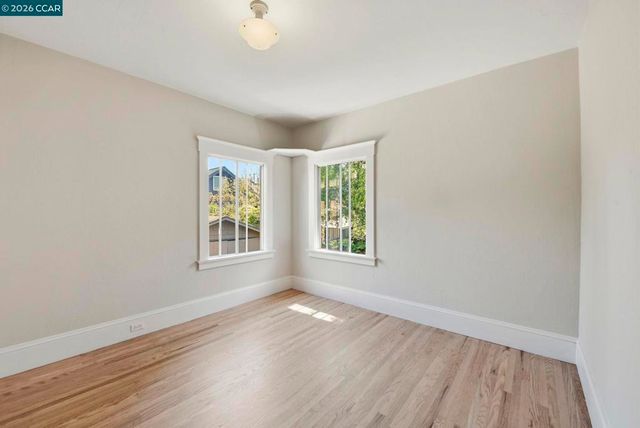 5446 Shafter Ave, Oakland, CA 94618