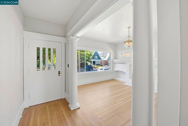 5446 Shafter Ave, Oakland, CA 94618