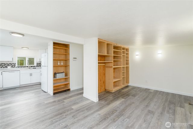251 Washington Harbor Rd, Sequim, WA 98382