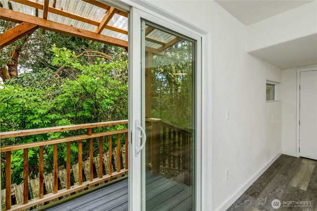 251 Washington Harbor Rd, Sequim, WA 98382