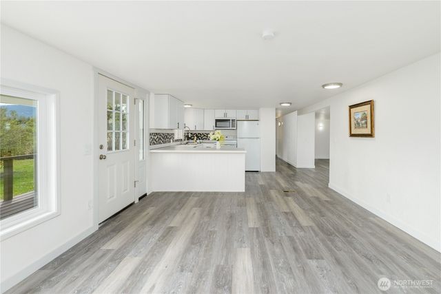 251 Washington Harbor Rd, Sequim, WA 98382