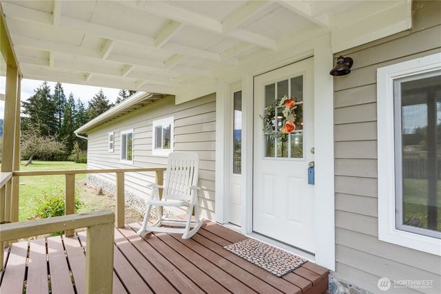 251 Washington Harbor Rd, Sequim, WA 98382