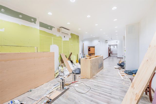 107-10 Jamaica Avenue, Richmond Hill, NY 11418