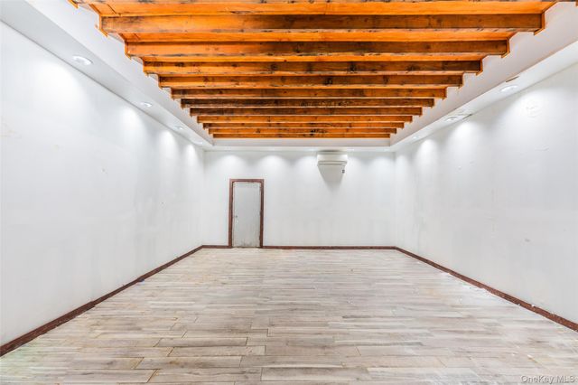 107-10 Jamaica Avenue, Richmond Hill, NY 11418